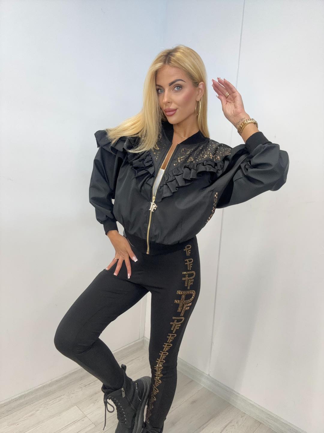 Jacke mit Rüschen