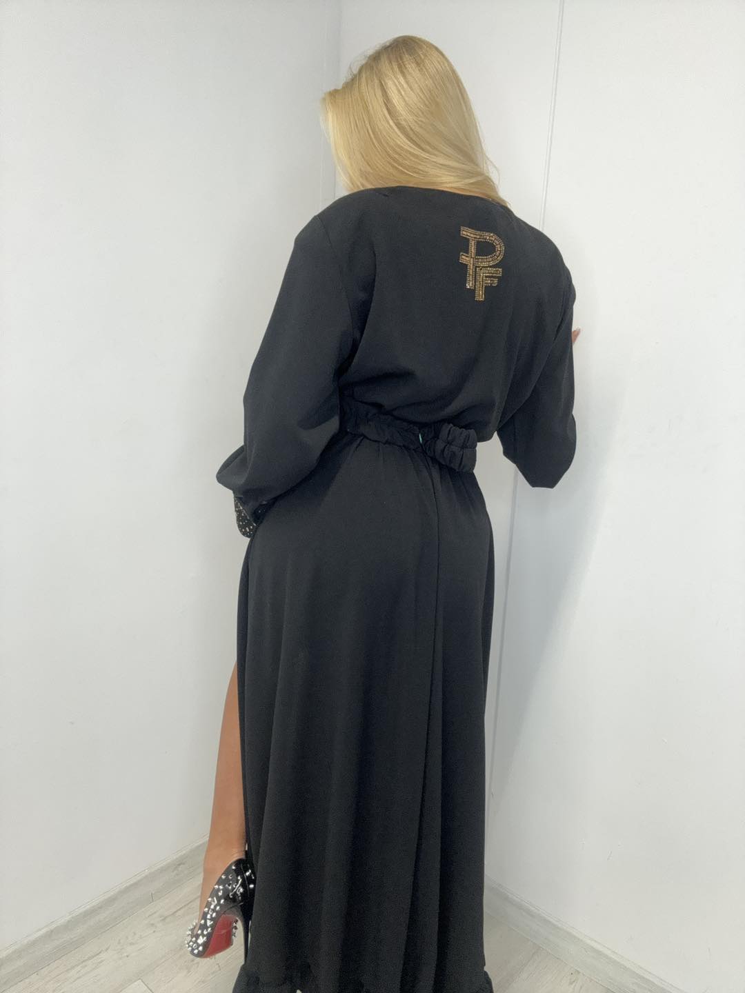 Kleid Maxi Schwarz mit Schlitz