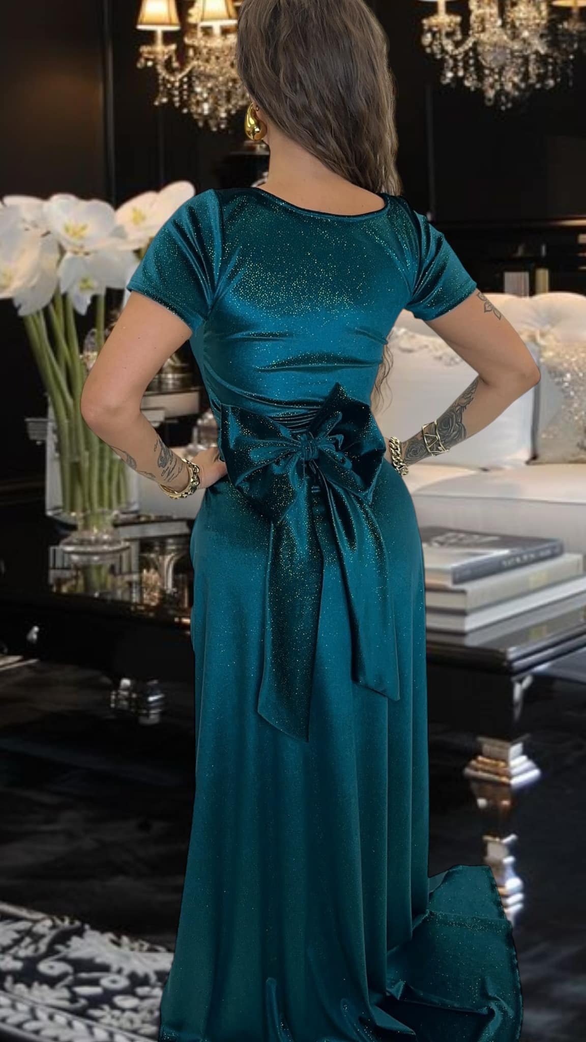 Kleid mit Bow Schleppe