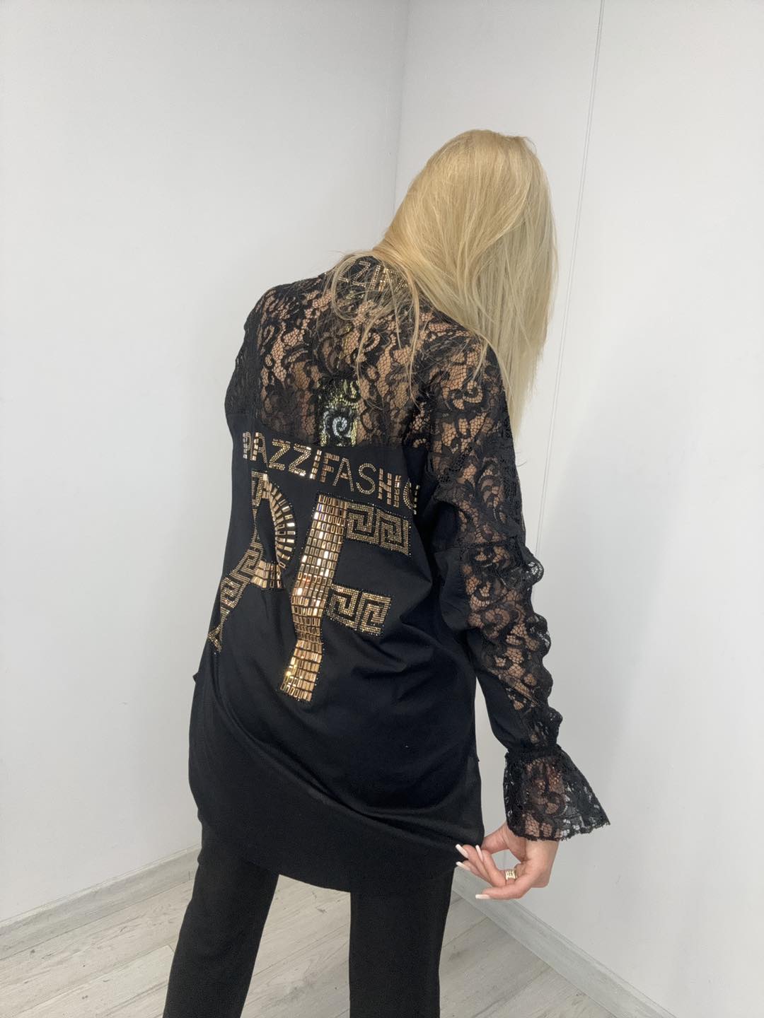 Hemdbluse Schwarz mit Spitze